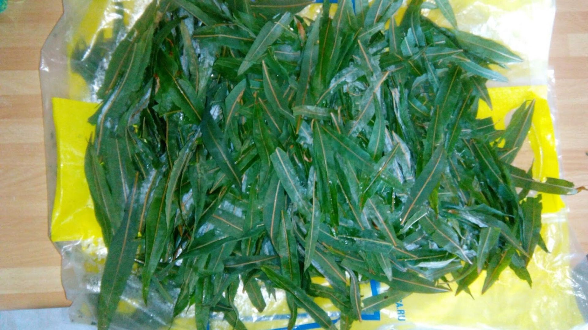 Листья иван-чая готовые к переработке